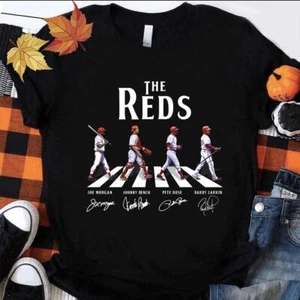 La gran máquina roja Los Cincinnati Reds Abbey Road Signatures T-Shirt Gift Fans - Imagen 1 de 9