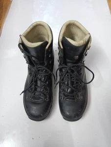 LOWA TRIPLE BLACK POLICE/MILITARY VIBRAM/CAMBRELLE PATROL BOOT MENS SIZE M10.5 - Picture 1 of 7
