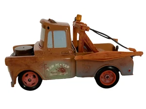 Disney Trading Tow Mater Toy Tow Truck Car Diecast Broken Tow Backside 3.75 inch - Picture 1 of 9