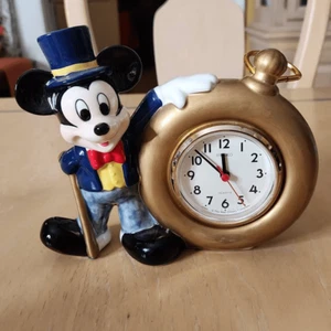 Vintage Walt Disney Mickey Mouse Seiko desk table clock - Picture 1 of 2