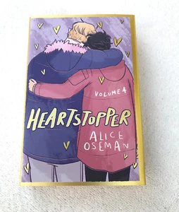 Fairyloot HEARTSTOPPER VOLUME 4 Mortal Edition~ Alice Osman Sprayed, HAND SIGNED - Picture 1 of 6