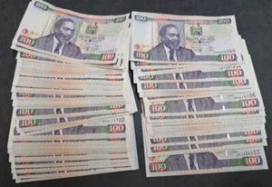 2010 Kenya 100 Shillings P48 Mixed Series Circulated Notes 100 Pieces - Picture 1 of 2