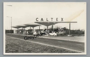 RPPC CALTEX Tankstelle SCHWEDEN Oldtimer Auto Autos Echt Foto Postkarte - Bild 1 von 2