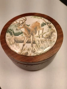 Vintage Avon Holz/Keramik Runde Schmuckschatulle mit einem Bock Hirsch - Bild 1 von 9