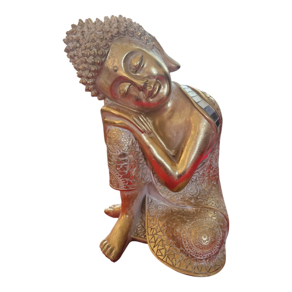Estatuilla dorada de Buda tailandés en reposo Feng Shui Foto 1 de 4