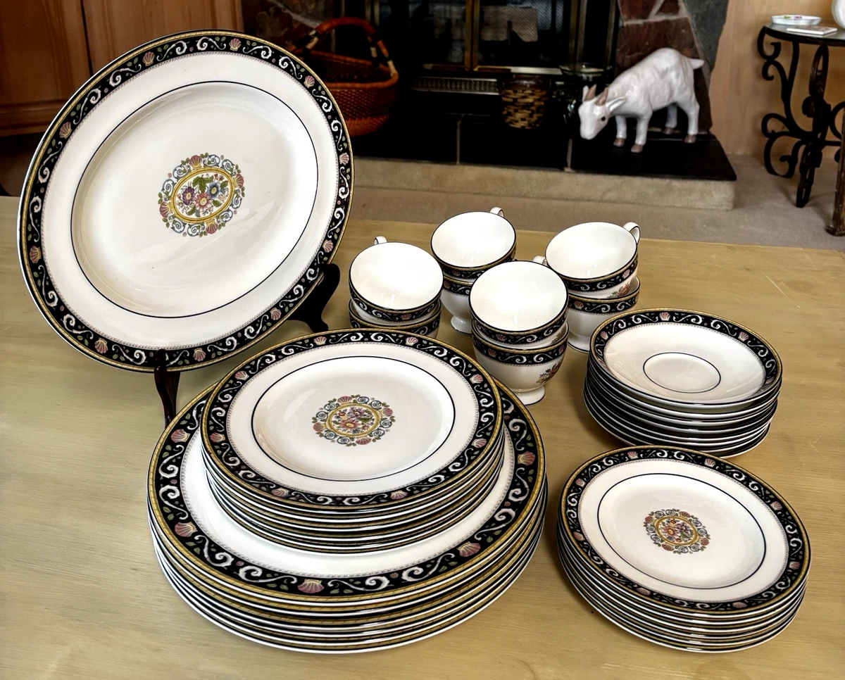 wedgewood ドルフィンブルー　ディナー皿6枚セット wedgewood ドルフィンブルー ディナー皿6枚セット D10011164