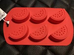 BNWT New Silicone Ice Cake Choc Mould - 6 x Watermelon Slice - Red 5x2.5x2cm - Picture 1 of 3