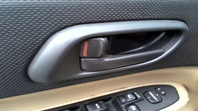 FORESTER  2004 Door Handle Interior 29838433 - Image 1 of 4