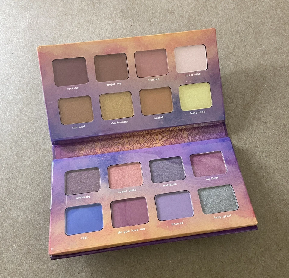 Essence Spiritual Gangster Lidschatten Palette Multicolor 20 Farben Set - Bild 1 von 4