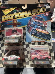 1992 Daytona 500 Davey Alllison #28 Morgan Sheppard #21 Geoff Bodine #15 1:64 di - Picture 1 of 2