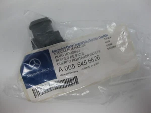 Original OE MERCEDES-BENZ A0055456626 Connector Housing OEM Plug - Picture 1 of 1