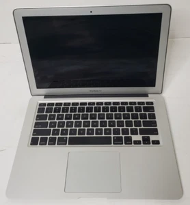 Apple MacBook Air 2,13 GHz Intel Core 2 Duo 4 GB RAM 256 GB SSD MacOS High Sierra - Foto 1 di 11