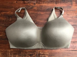 Cacique Olive Green T Shirt No Wire Bra Size 44H - Picture 1 of 5