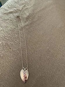 BNWT UNBRANDED SILVER COLOURED HEART PENDANT 16”-19” NECKLACE - Picture 1 of 6