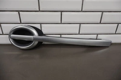 2003 - 2006 雪佛兰 SSR 右侧乘客内门把手缎面银色装饰 — 第 1/4 张图片