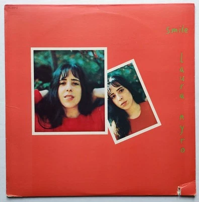 LAURA NYRO - SMILE LP 1976 (COLUMBIA) PC 33912 STEREO WITH HYPE STICKER - Image 1 of 4