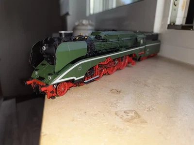 Trix  Dampflok BR 18 201 Artikel 25020, M. Zusatztender, Digital, Sound, DCC - Bild 1 von 4