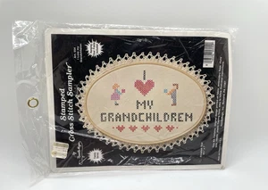 Kit de punto de cruz estampado mágico aguja de colección I Love My Grandchildren marco ovalado - Imagen 1 de 7
