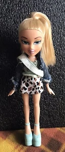 MUÑECA BRATZ 10"", 1a EDICIÓN CLOE con PAQUETE DE ATUENDO Y ENVOLTURA, 2001, OJOS AZULES, ¡BUENA! - Imagen 1 de 11