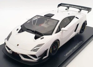 Autoart 1/18 Scale Model Car 81358 - 2013 Lamborghini Gallardo GT3 FL2 - White - Picture 1 of 5