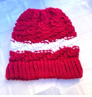 Handmade Ponytail Beanie Touqe - Women Winter Knit Hats Ponytail Messy Bun Hats - Image 1 of 4