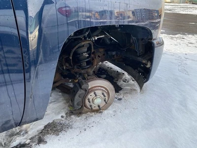 Used Front Right Fender fits: 2010 Chevrolet Silverado 1500 pickup Front Right G - Image 1 of 4