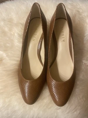 Zapatos de salón Lauren Ralph Lauren Harper talla 7,5 de cuero marrón Foto 1 de 2