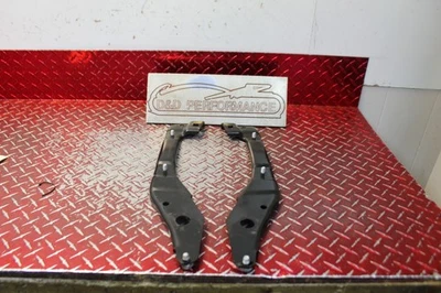 2006 HARLEY DAVIDSON V-ROD VROD SUPORTE DE APOIO DE SUSPENSÃO TRASEIRO ESQUERDO E DIREITO VR28 - Imagem 1 de 4