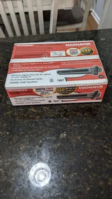 Brand New Sealed Magnavox DTV Digital To Analog TV Converter # TB100MW9  - Image 1 of 4
