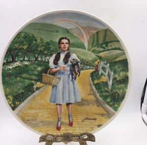 1977 Knowles "Over the Rainbow" Dorothy & Toto Wizard of Oz Collector Plate 8.5” - Picture 1 of 8