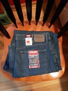 NEW Wrangler Hero Originals Relaxed Straight Men's Jeans  - Size 38 X 30 NWT - Picture 1 of 9