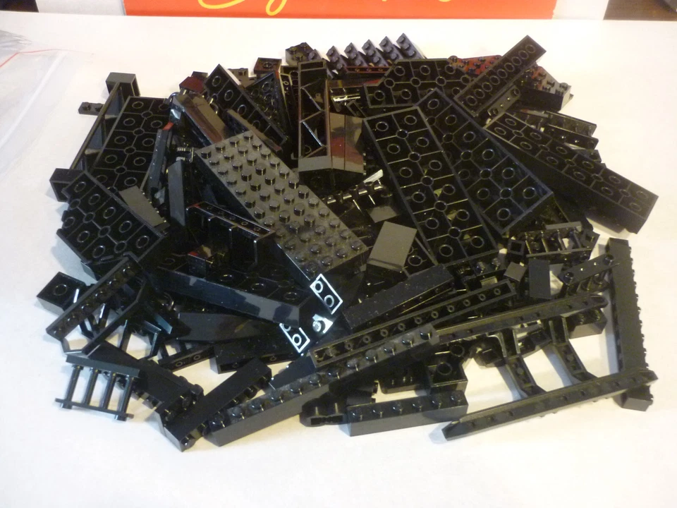 LEGO 400G  Lot pièce lego vrac noir , black star wars , ninjago , chima moc - Photo 1/1