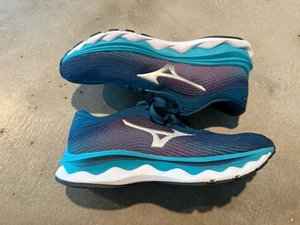 Mizuno Women’s Wave Sky 05 - Picture 1 of 5