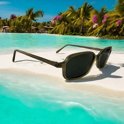 Gafas de sol cuadradas transparentes verdes Agnes B Francia para mujer, 132 mm Foto 1 de 4