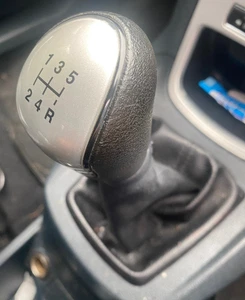 Ford Fiesta 2008-2012 pre facelift - gear knob & gaiter - breaking 406 - Picture 1 of 7