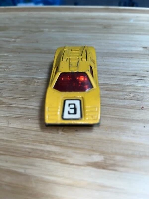 USED  LESNEY MATCHBOX SUPERFAST - LAMBORGHINI COUNTACH - YELLOW 1973 #18 - Image 1 of 4