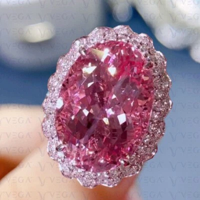 Anillo de diamantes y piedras preciosas de topacio natural de forma ovalada de 9,80 quilates enchapado en oro blanco de 18 quilates Foto 1 de 4