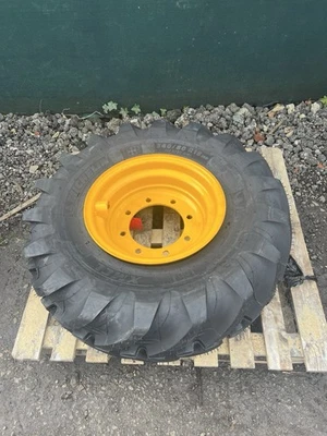 340/80-18 JCB Wheel Rim & Tyre £450+vat Michelin 340 80 18 XMCL 12.5/80-18 12.5 - Image 1 of 4