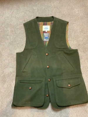 Beretta Logan Green Skeet/Trap Vest - Image 1 of 3