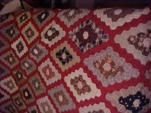 Vintage handgefertigte Steppdecke, Diamond Field mit rotem Weg (langer Blumengarten) 1400+ Teile - Bild 1 von 14