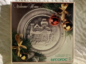 Arcoroc Welcome Home Christmas Dessert Plates Set of 4 Made in France - Picture 1 of 7