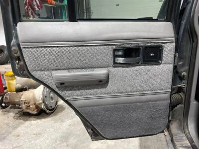 1991 Jeep Cherokee Driver LH Left Gray Rear Door Trim Panel Foto 1 de 4