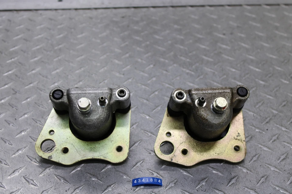 2015 POLARIS SPORTSMAN 570 EPS FRONT BRAKE CALIPER 1911616 1911617 - Image 1 of 4