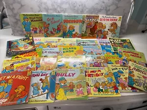 Huge Vintage Lot of 29 Berenstain Bears Books - Picture 1 of 15