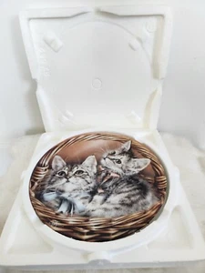 Vintage Andrew & Abby 'Baskets of Love' First Edition Collectible Cat Plate - Picture 1 of 6