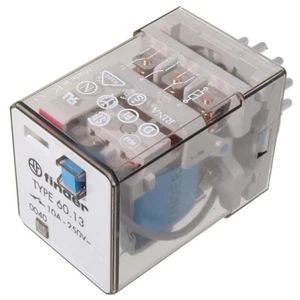 Industrie-Relais 24VDC 3x Wechsler 445 Ohm 250VAC/10A Finder 60.13.9.024.0040 - Bild 1 von 1