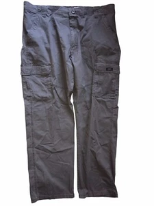 NWT Wrangler Mens 40x30 Relaxed Flex Fit Pocket Cargo Pants Gray Ripstop C51 - Picture 1 of 5