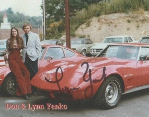 2025 Lynn Yenko signed Yenko Corvette SEMA Show Hero Card - Bild 1 von 1