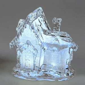 Winterhaus 17 cm weiss mit LED-Licht Acryl Gebäude formano 678874 Weihnachtsdeko - Bild 1 von 2