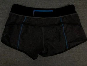 Lululemon Speed Up Short 2,5" Damengröße 6 gefüttert Run sportlich meliert grau - Bild 1 von 2